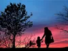 mama-heidi-und-naila-beim-putzen-03-09-2012